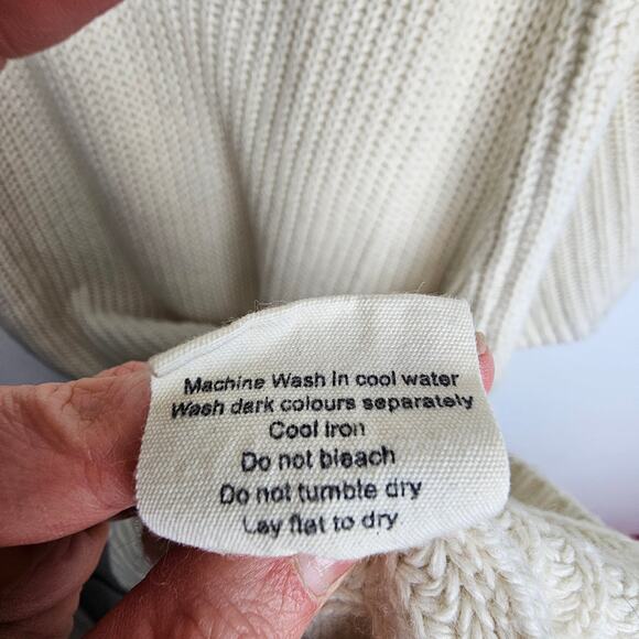 Blarney Ireland Womens Angora Cashmere Slouch V-Neck Sweater Size M Quiet Luxury - Picture 8 of 9